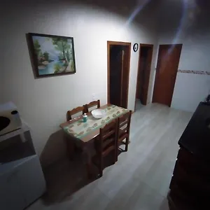 https://apartamentos-entre-a-pinheira-e-guarda-do-emba.santa-catarina-brasil.com